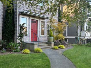 2130 8th Ave W APT 2, Seattle, WA 98119