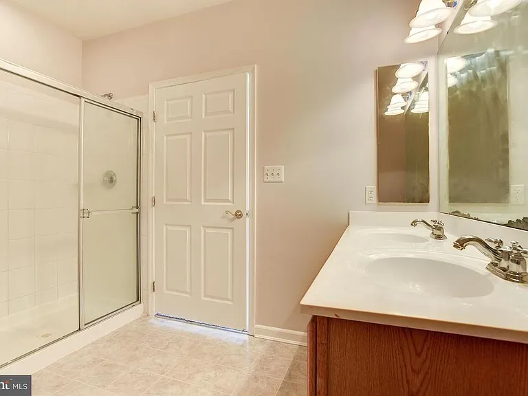 7230 Darby Downs — Photo 9