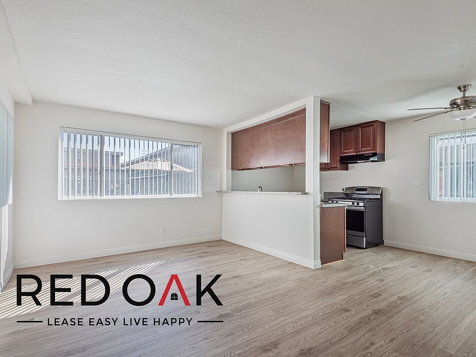 1st image of 8040 3/4 Reseda Blvd #129