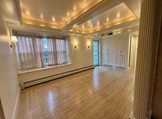 375 Lloyd Ave APT 1, Providence, RI 02906