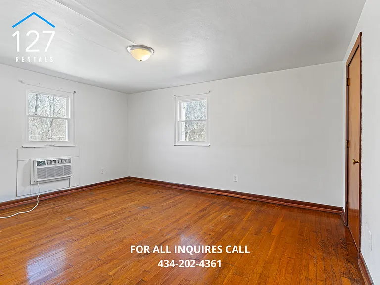 4710 Greenwood Dr #2 — Photo 3