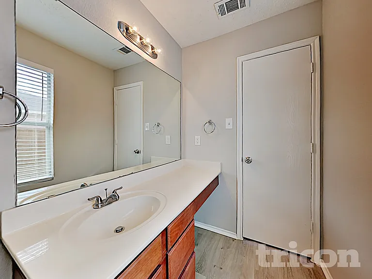 128 Richh St — Photo 10