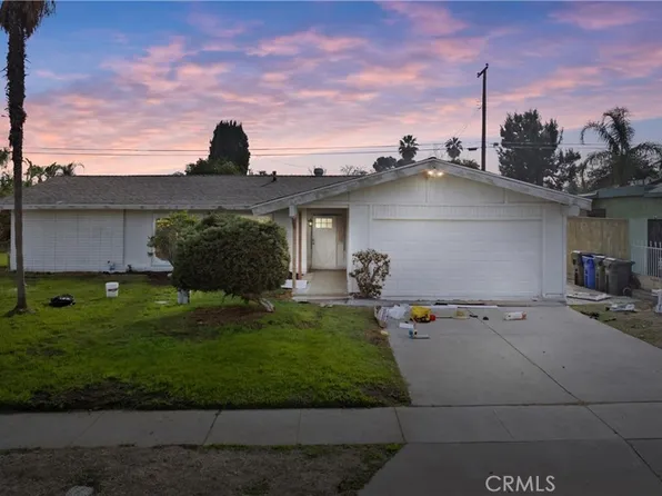 941 E Virginia St, Rialto, CA 92376