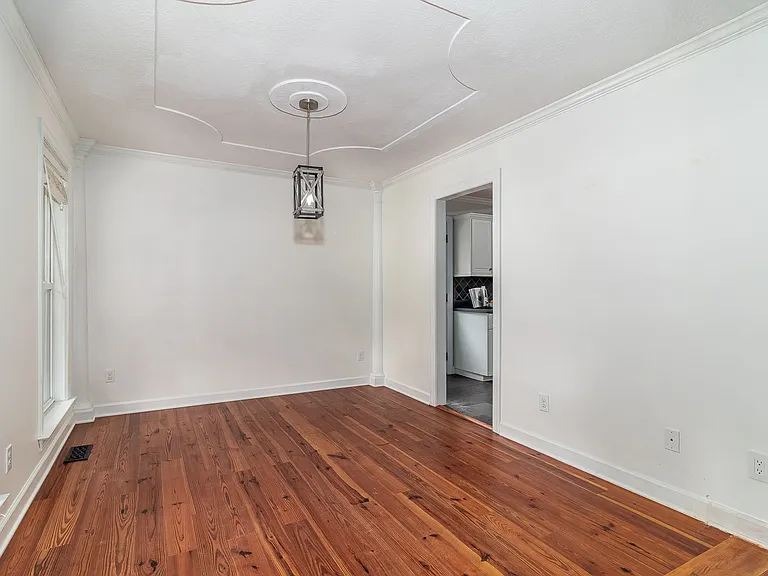 438 Bristol Rd — Photo 6