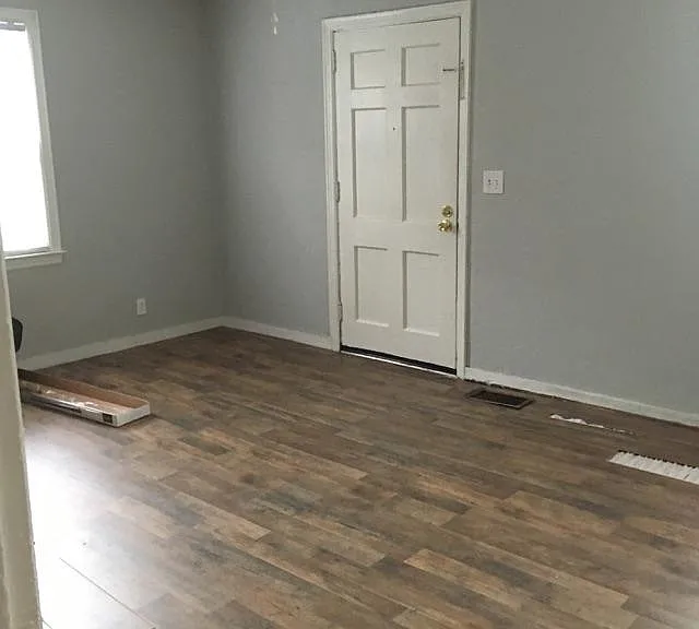 2309 Brice St — Photo 3