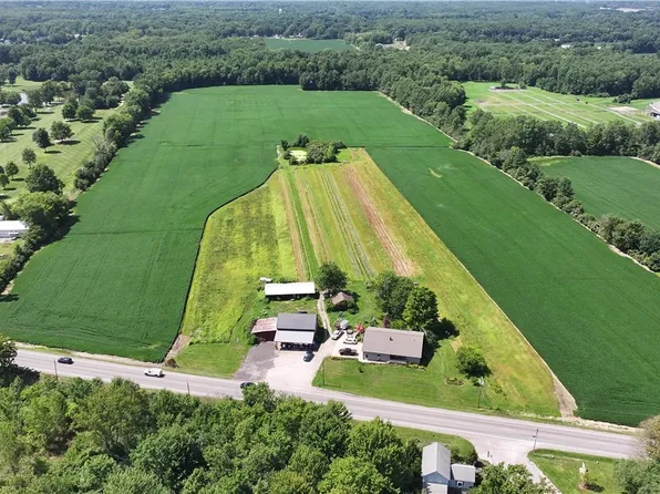 9278 Leavitt Rd, Elyria, OH 44035