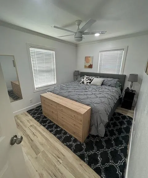 916 Poplar Ave — Photo 9