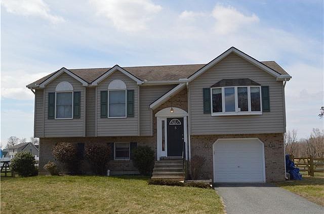 Welcome to 5 Southampton Court, Kensington Courts