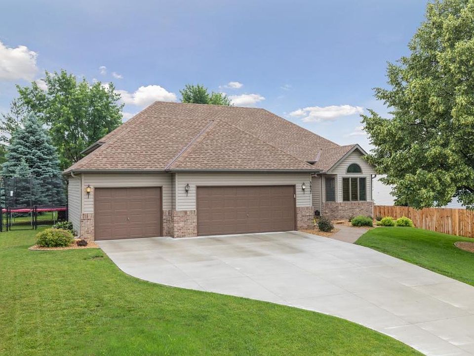 1st image of 3637 Sunbury Dr