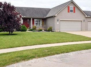 37433 Sugar Creek Ln, North Ridgeville, OH 44039