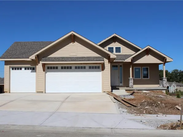 4014 W 158th Ter, Overland Park, KS 66224