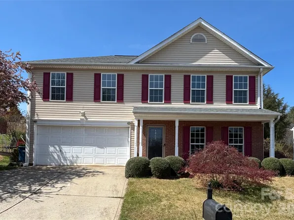 1968 8th Street Ln SE, Hickory, NC 28602