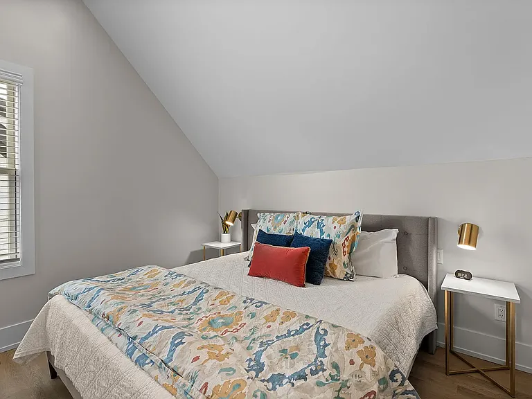 920 Lawrence Ave #B — Photo 26