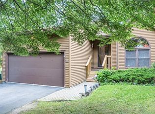 1624 James St, Syracuse, NY 13203