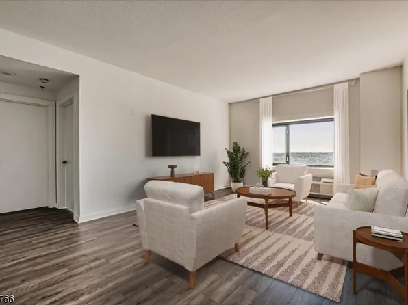 1 Carriage City Plz #1502, Rahway City, NJ 07065