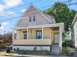 88 Lincoln Ave, Riverside, RI 02915