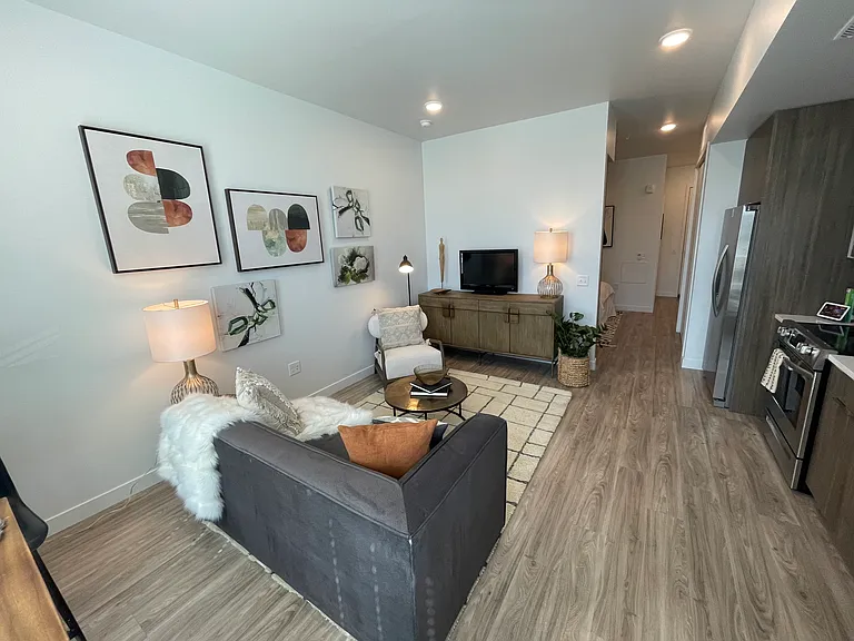 Carraway Apartments — Photo 39