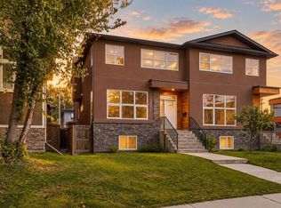 3502 W 3rd St NW, Calgary, AB T2K 0Z6
