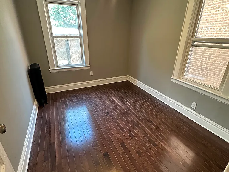 842 S 19th St #1R — Photo 2
