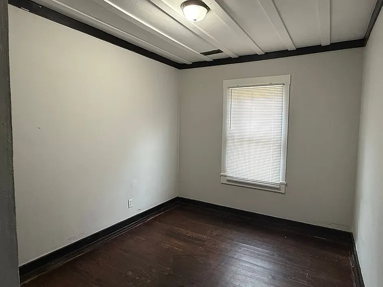 703 Gray Station Rd — Photo 17