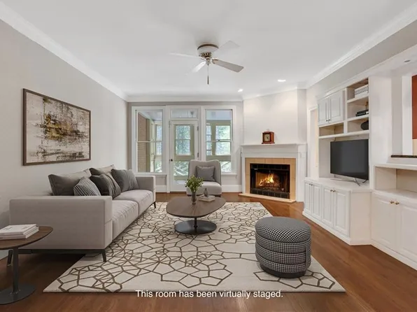 1020 Riverside Rd, Roswell, GA 30076