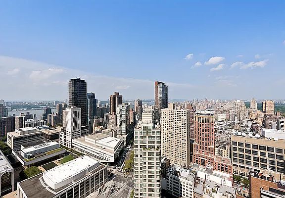 5th image of 20 W 64th St APT 41F