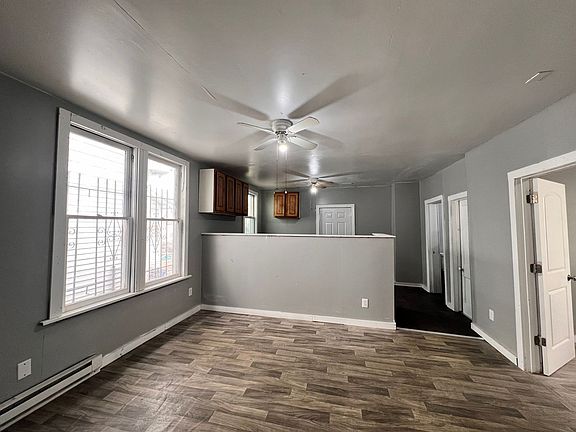 4th image of 1037 Orchard St