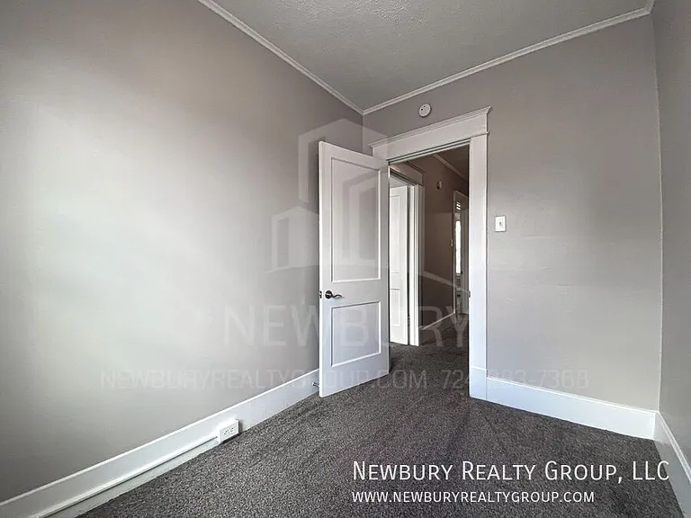 313 Wilson Ave — Photo 46
