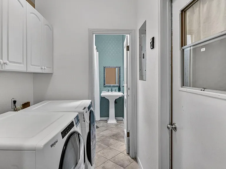 3111 Glenview Ave — Photo 26