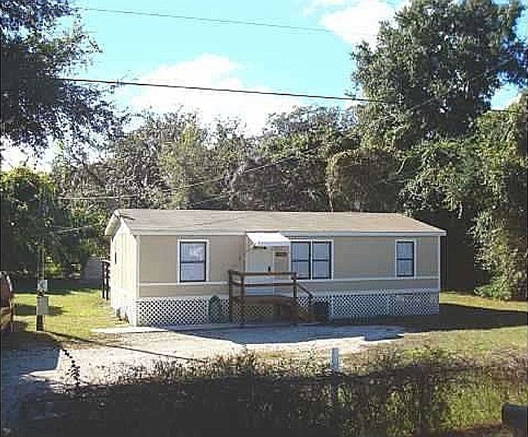 2nd image of 9242 Peony St