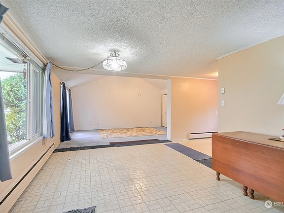 5th image of 24302 59th Avenue W