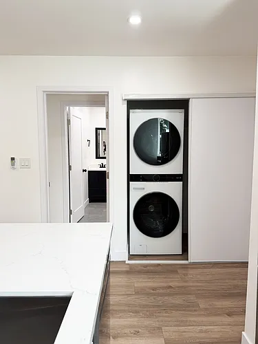 Floor plan 1 Bed 1 Bath with in Unit Washer and Dryer