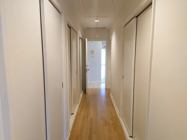 3200 E Hampshire St — Photo 15