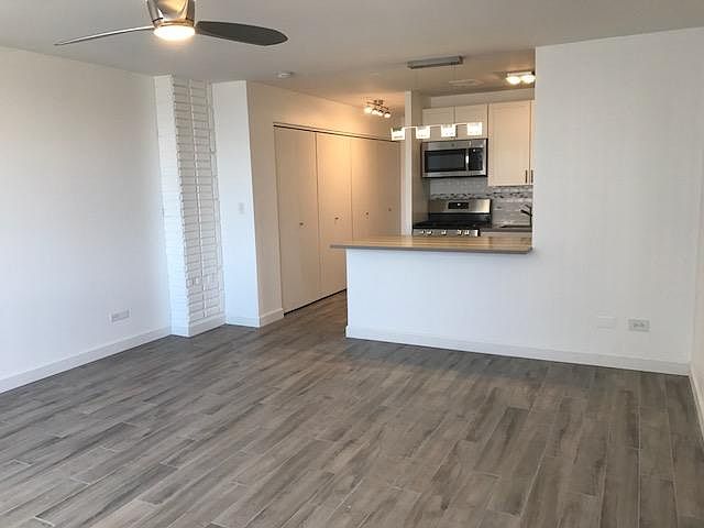 1st image of 2420 N Clark St #610