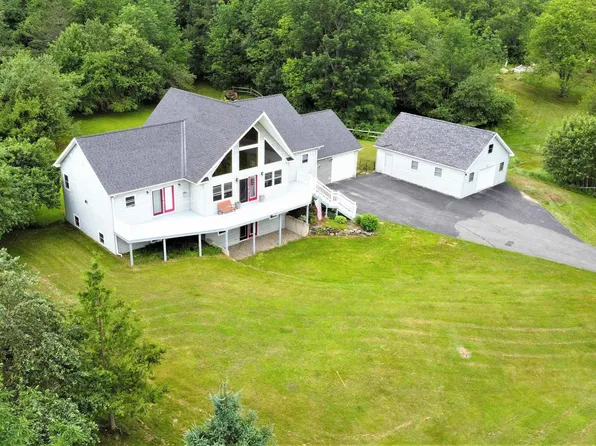 2111 Beebe Road, Derby, VT 05829