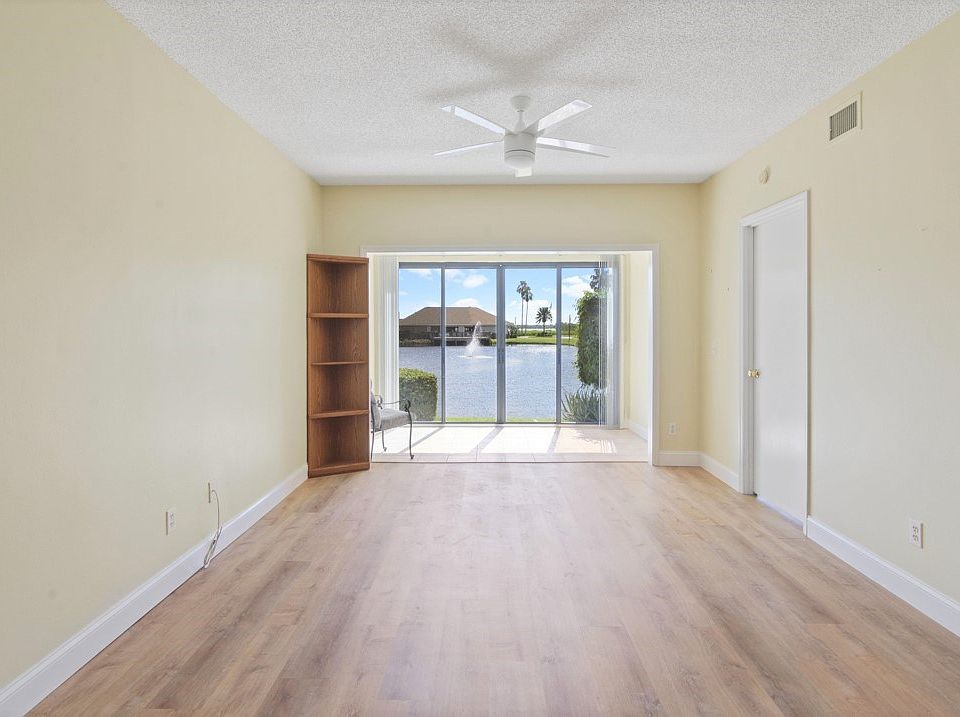 Reflections On The River Condominiums 6232 N Mirror Lake Dr Sebastian