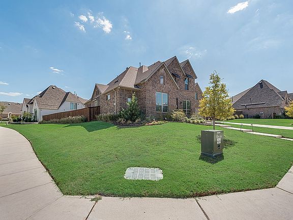 2nd image of 4104 Windridge Dr