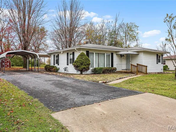 19 Orlando Pl, Fairview Heights, IL 62208