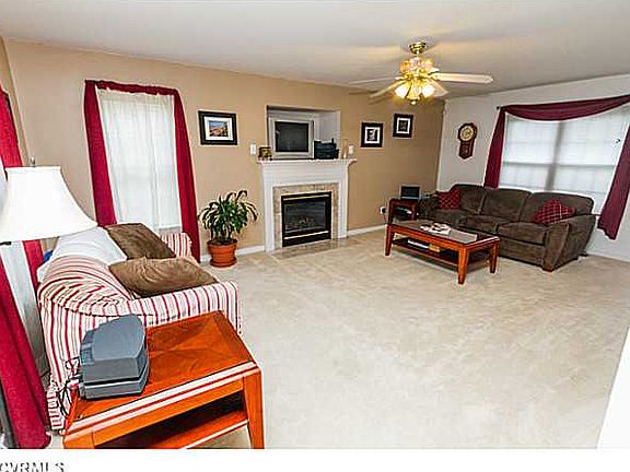3rd image of 1744 Ashcliff Way