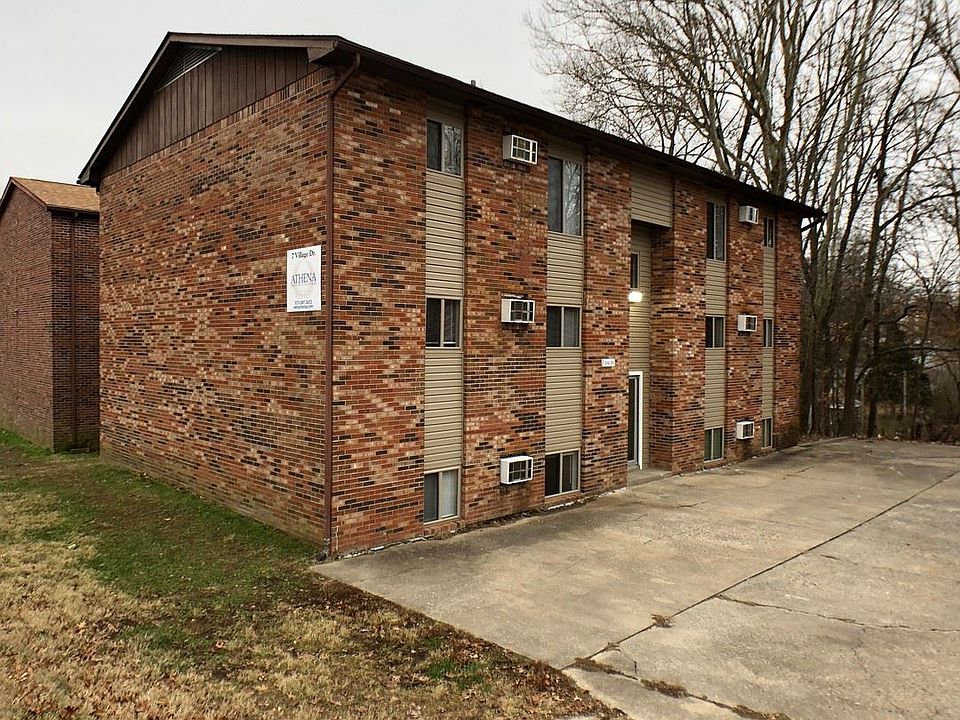 2nd image of 7 Village Dr APT 1