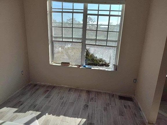 2nd image of 5611 Gaspar Oaks Dr