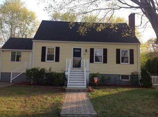 15 Hewitt Rd, Weymouth, MA 02191