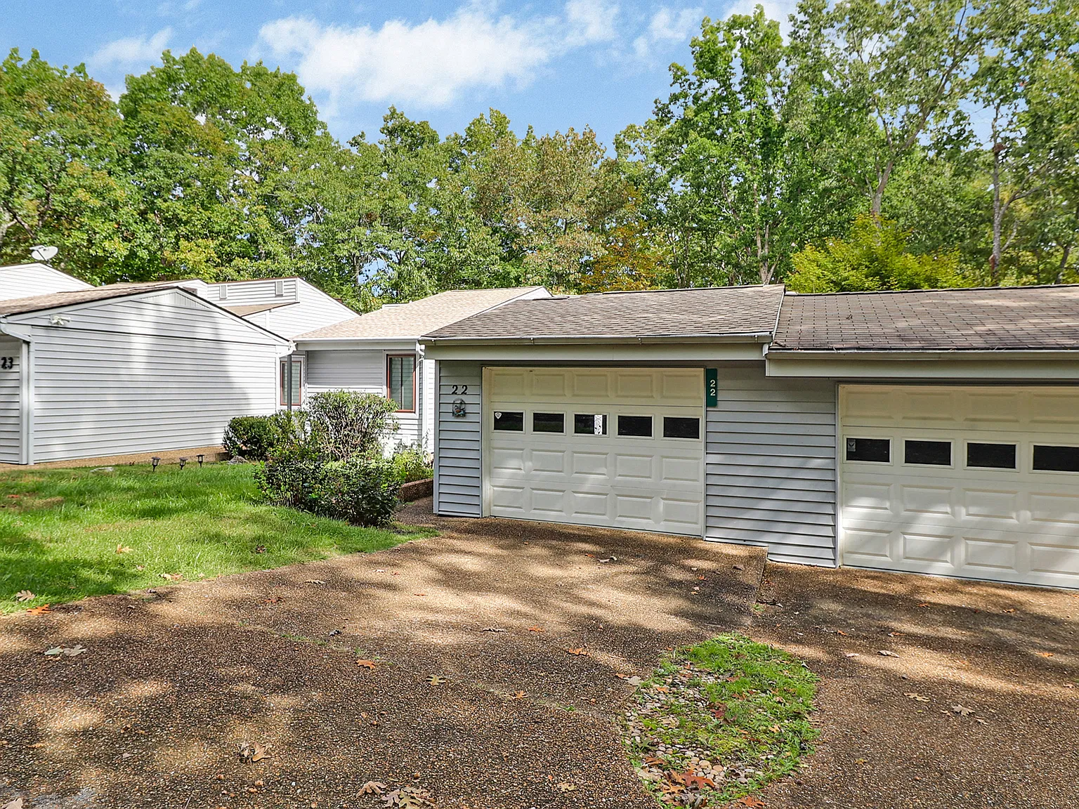 22 Woodland Terrace - . — Photo 3