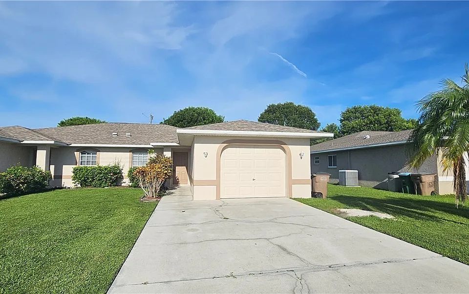 1626 SW Santa Barbara Pl