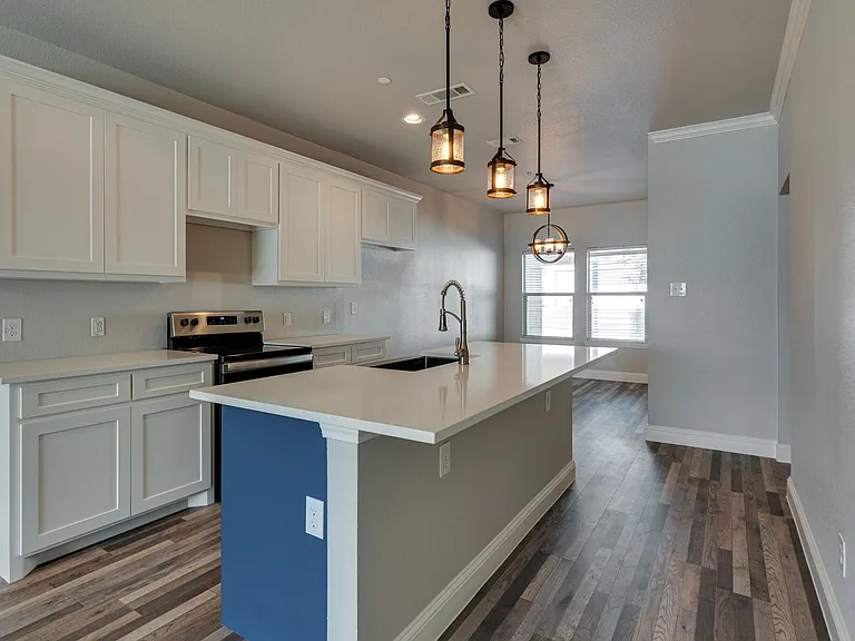 5509 Soledad Dr — Photo 9