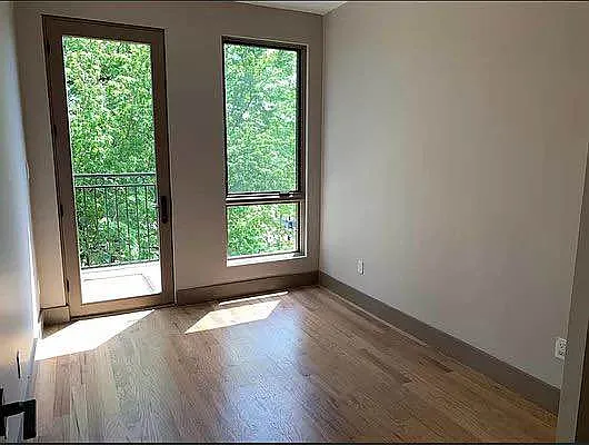 Rented by Yup Realty LLC | media 6