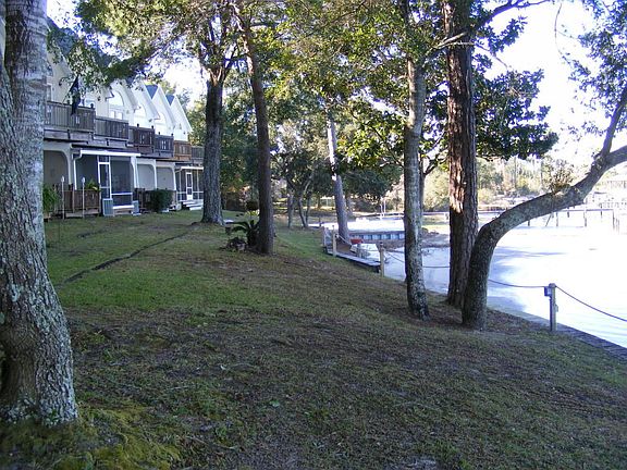 3rd image of 7206 Majestic Blvd