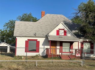 1316 Walnut St, Baird, TX 79504