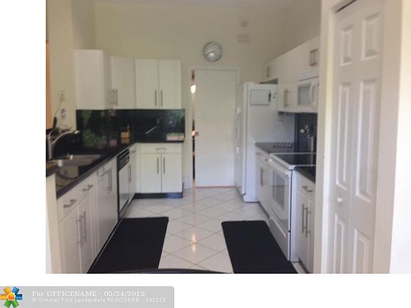 2nd image of 1017 Fairfield Meadows Dr