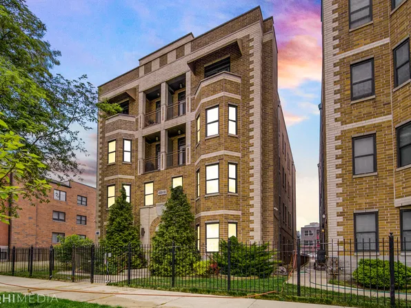 4053 S Michigan Ave APT 2S, Chicago, IL 60653